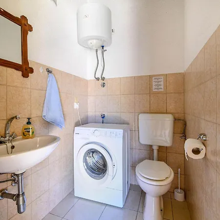 別荘 One-bedroom With A Fireplace 03 *