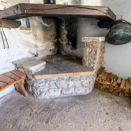 One-bedroom With A Fireplace 03 度假居