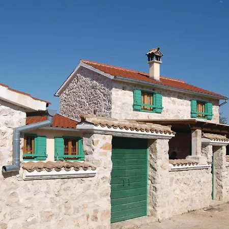 One-bedroom With A Fireplace 03 度假居 亚德里亚