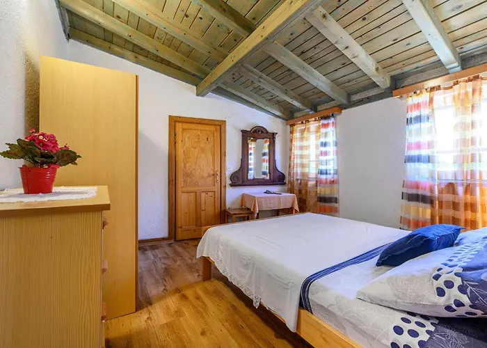 One-Bedroom Holiday Home Jadrija With A Fireplace 03