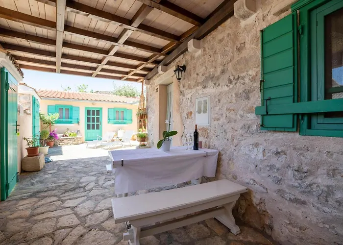 One-Bedroom Holiday Home Jadrija With A Fireplace 03