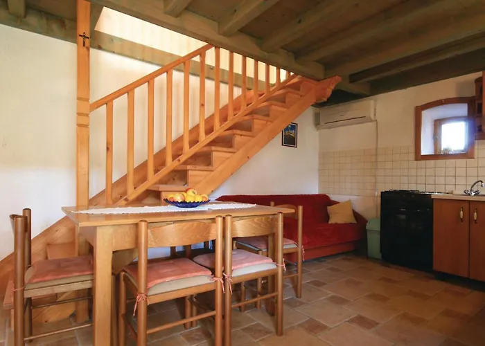 One-Bedroom Holiday Home Jadrija With A Fireplace 03